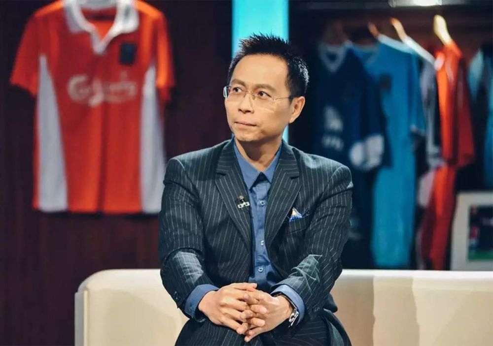 有消息称瓦拉内的新合同还没落实。